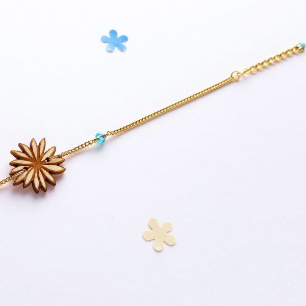 Bracelet fleur en bois